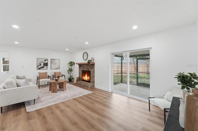 1507 YVONNE, Apopka, FL 32712