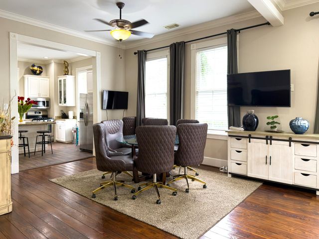 1613 Summer Street, Houston, TX 77007