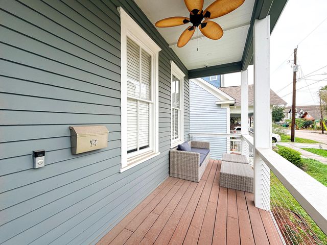 1613 Summer Street, Houston, TX 77007