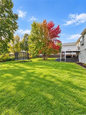 10430 N Tracy Avenue, Kansas City, MO 64155