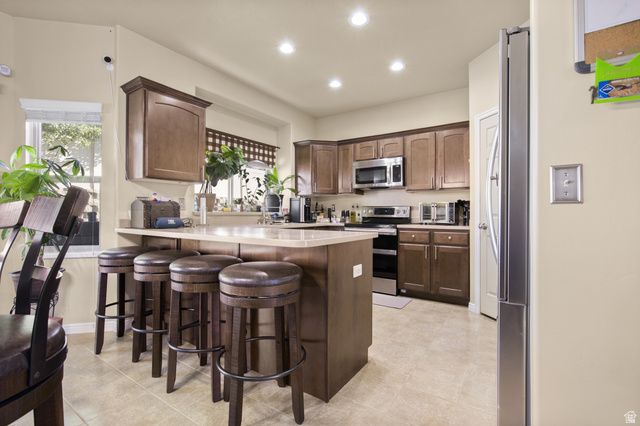 2005 E REDTAIL WAY, Layton, UT 84040