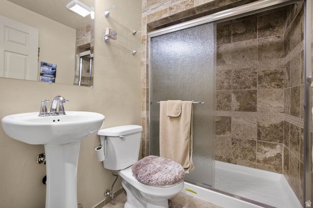 2005 E REDTAIL WAY, Layton, UT 84040