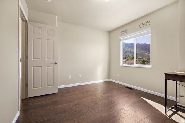 2005 E REDTAIL WAY, Layton, UT 84040