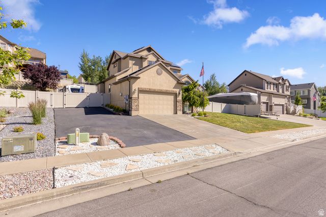 2005 E REDTAIL WAY, Layton, UT 84040