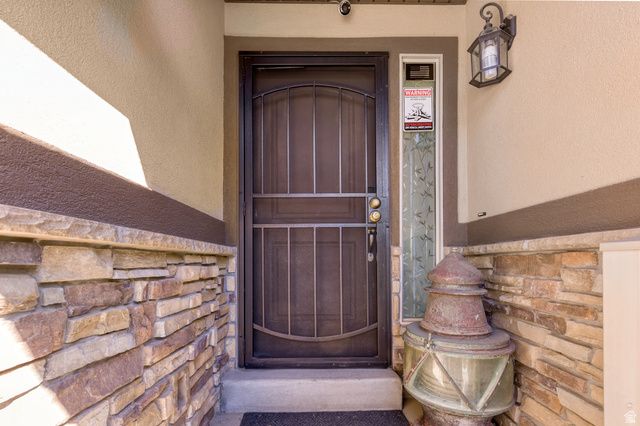 2005 E REDTAIL WAY, Layton, UT 84040