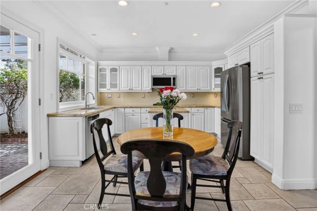 1988 Palmetto Terrace, Fullerton, CA 92831