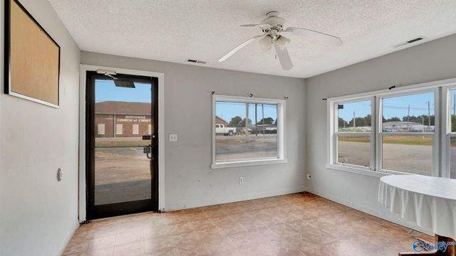 1214 North Jefferson Street, Athens, AL 35611