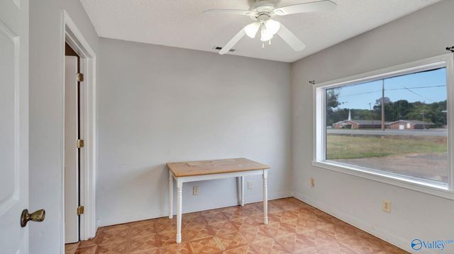 1214 North Jefferson Street, Athens, AL 35611