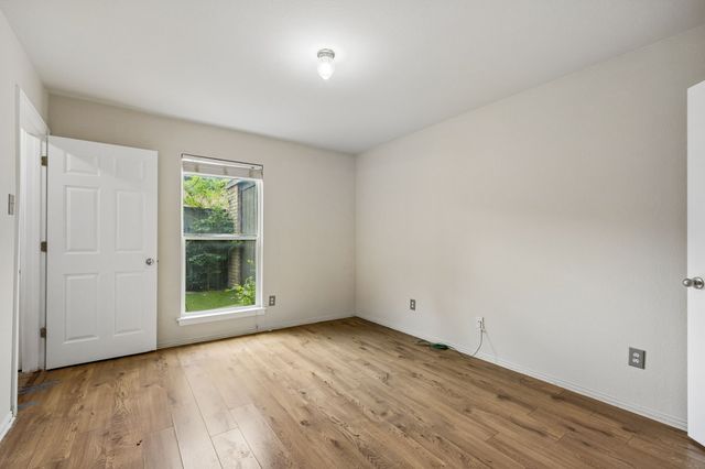 4619 Country Creek Drive 1036, Dallas, TX 75236
