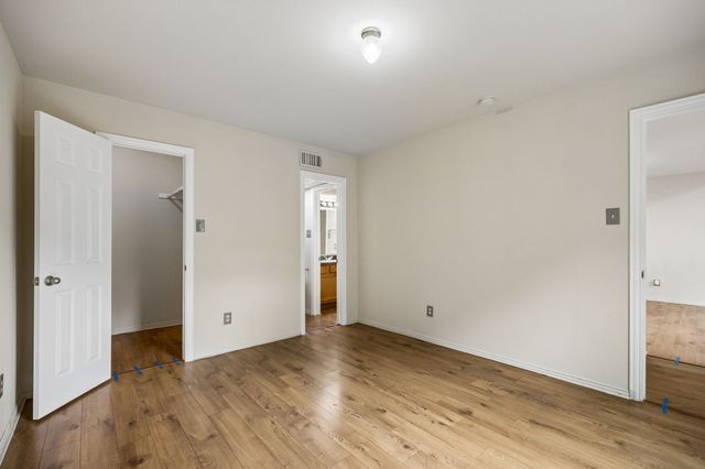 4619 Country Creek Drive 1036, Dallas, TX 75236