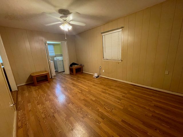 604 N Angelina Street, Whitney, TX 76692