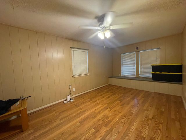 604 N Angelina Street, Whitney, TX 76692