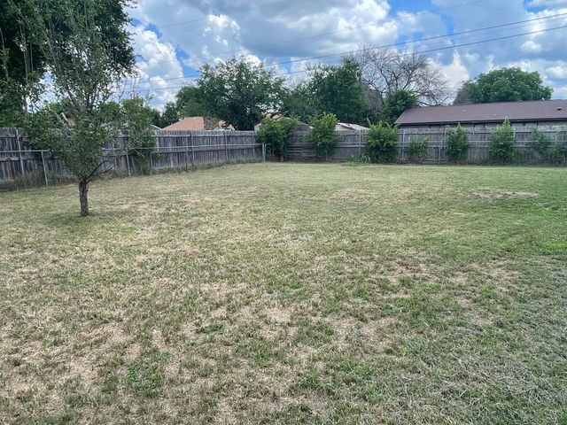 604 N Angelina Street, Whitney, TX 76692