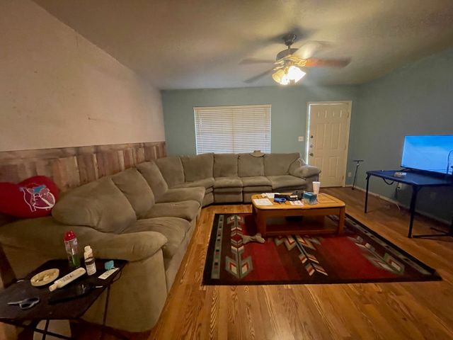 604 N Angelina Street, Whitney, TX 76692