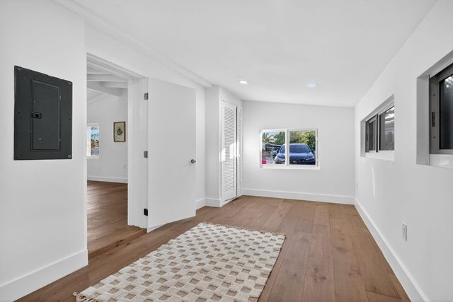 621 1st Street, Hialeah, FL 33010