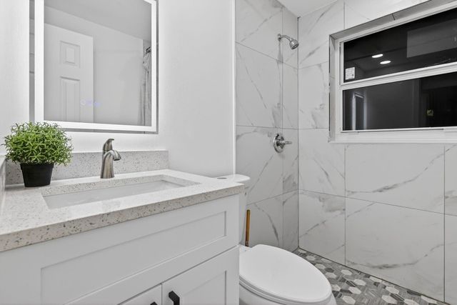 621 1st Street, Hialeah, FL 33010