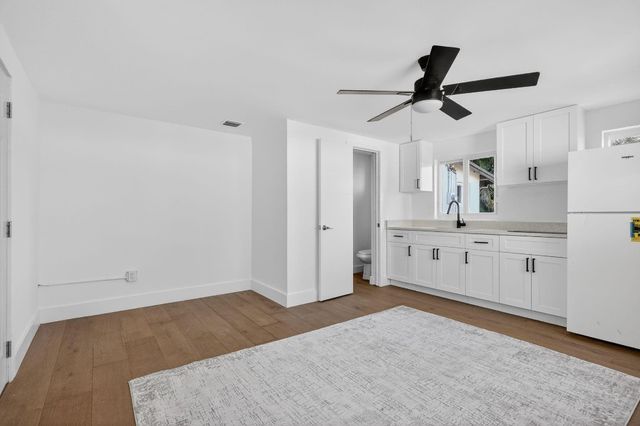 621 1st Street, Hialeah, FL 33010