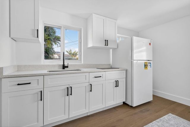 621 1st Street, Hialeah, FL 33010