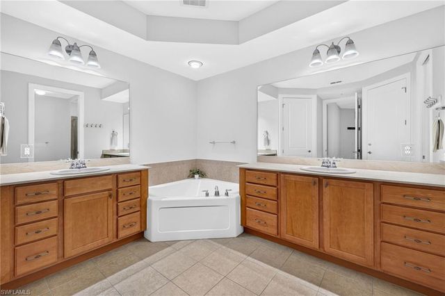 8010 Via Sardinia WAY 4213, Estero, FL 33928