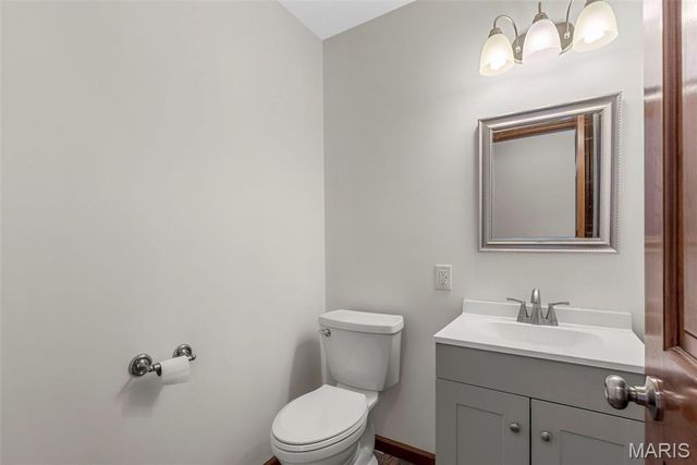 231 Hart Drive, St Clair, MO 63077