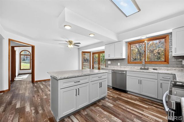 231 Hart Drive, St Clair, MO 63077