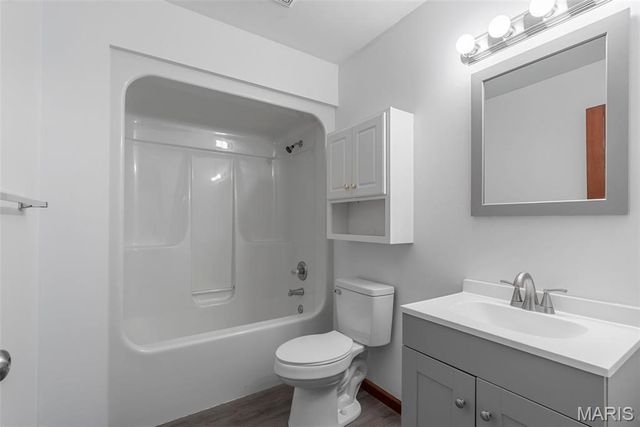 231 Hart Drive, St Clair, MO 63077