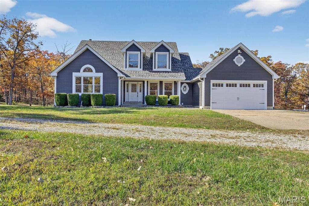 231 Hart Drive, St Clair, MO 63077