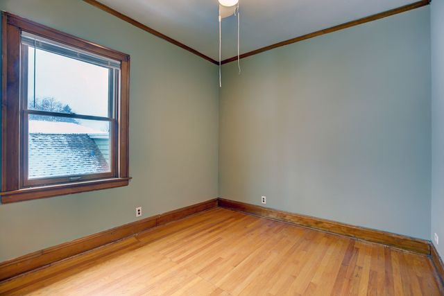 17 Park Avenue 2, River Forest, IL 60305