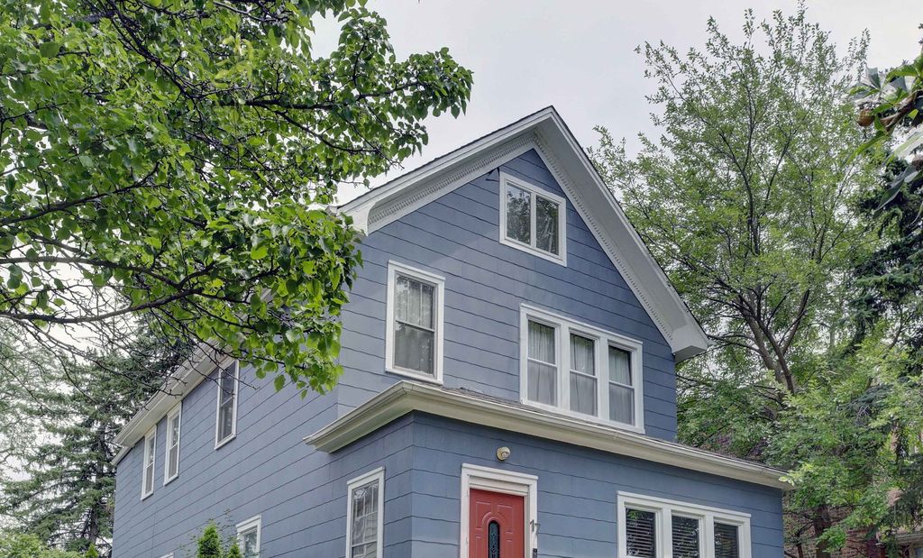 17 Park Avenue 2, River Forest, IL 60305