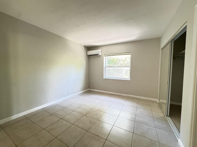 625 NE 14th Avenue 4, Fort Lauderdale, FL 33304
