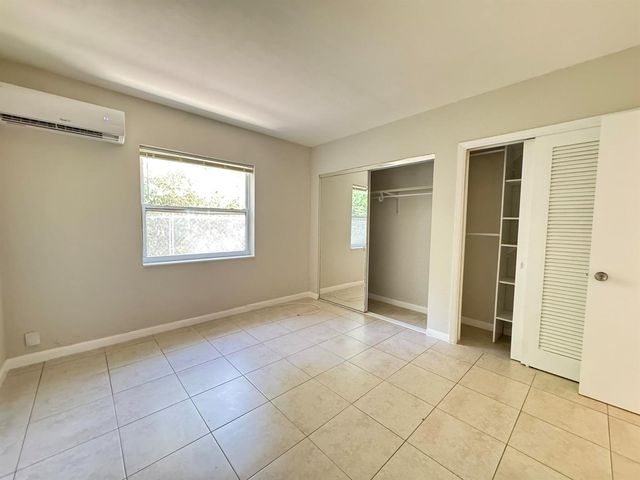 625 NE 14th Avenue 4, Fort Lauderdale, FL 33304