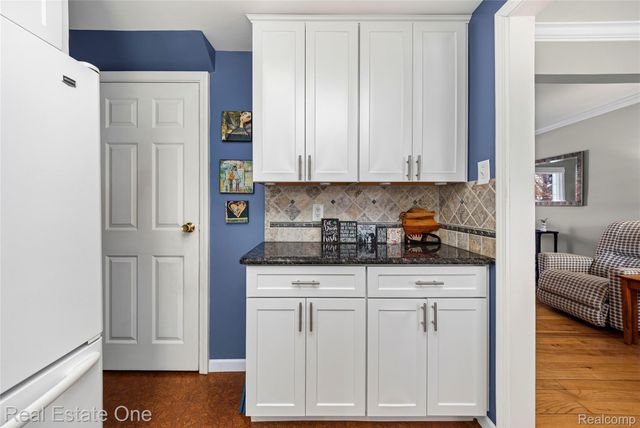 1675 Graefield Road, Birmingham, MI 48009