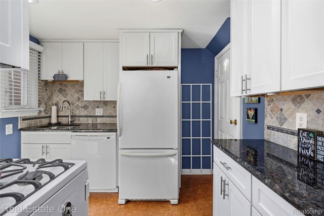 1675 Graefield Road, Birmingham, MI 48009