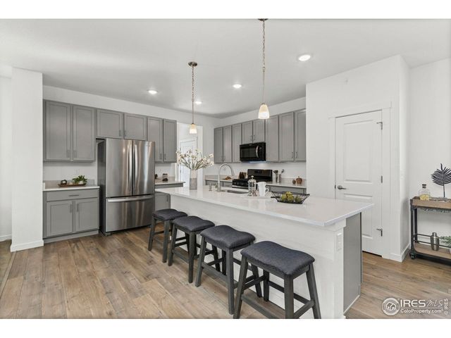 1958 Autumn Moon Dr, Windsor, CO 80550