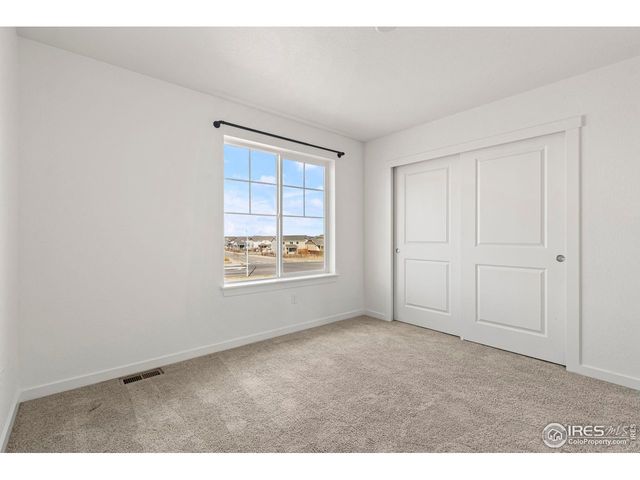 1958 Autumn Moon Dr, Windsor, CO 80550