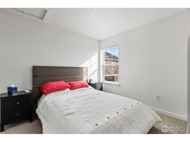 1958 Autumn Moon Dr, Windsor, CO 80550