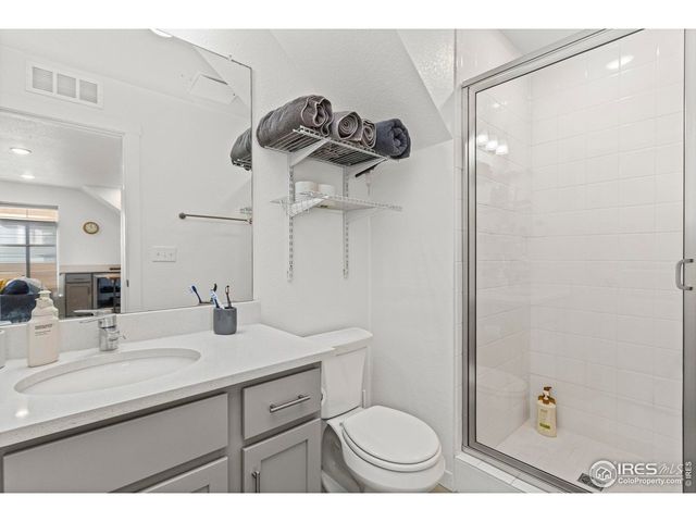 1958 Autumn Moon Dr, Windsor, CO 80550