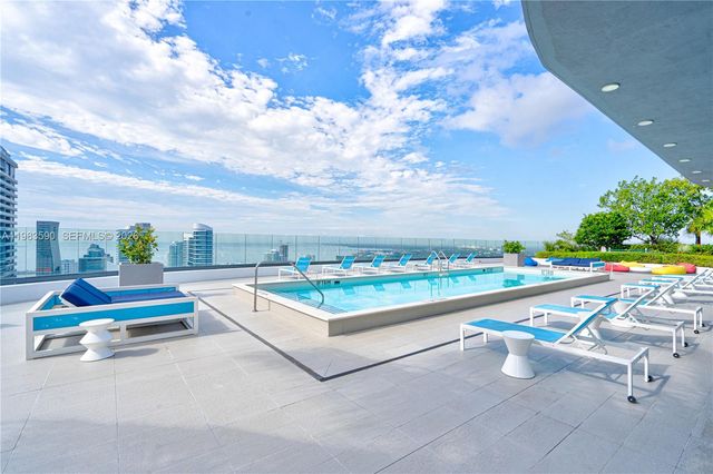 45 SW 9th St 3809, Miami, FL 33130