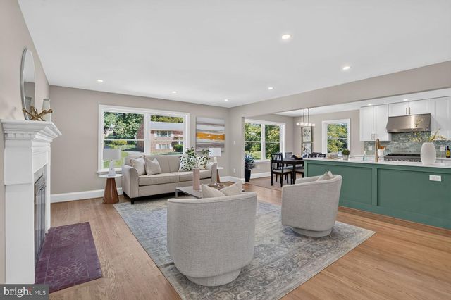 9009 MEARS ST, Fairfax, VA 22031
