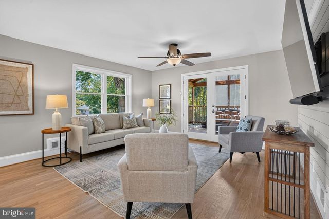9009 MEARS ST, Fairfax, VA 22031