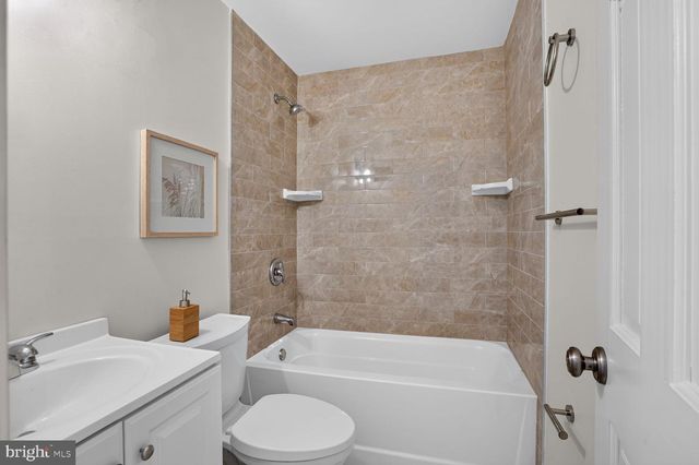 9009 MEARS ST, Fairfax, VA 22031