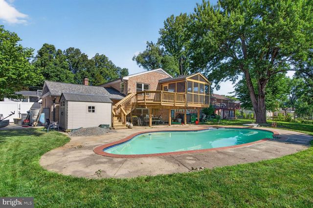 9009 MEARS ST, Fairfax, VA 22031