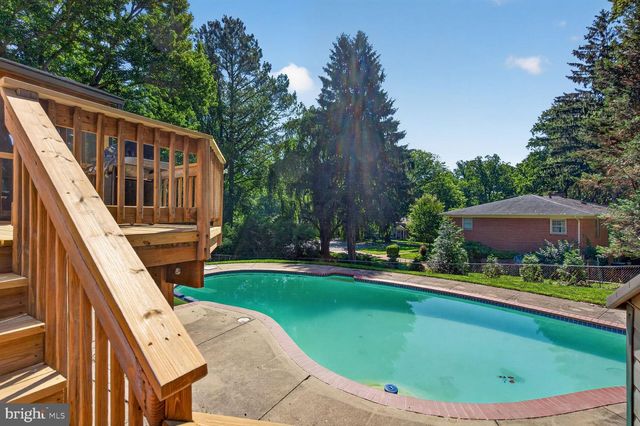 9009 MEARS ST, Fairfax, VA 22031