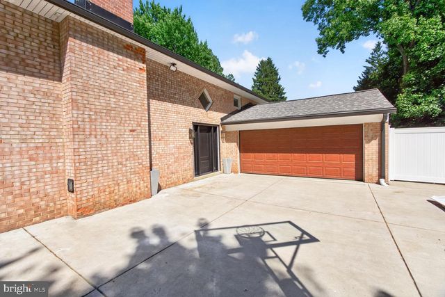 9009 MEARS ST, Fairfax, VA 22031