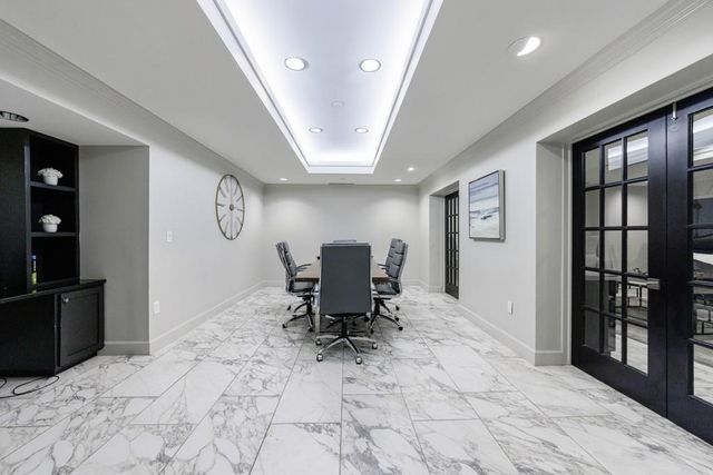 2870 Pharr Court South NW 2602, Atlanta, GA 30305