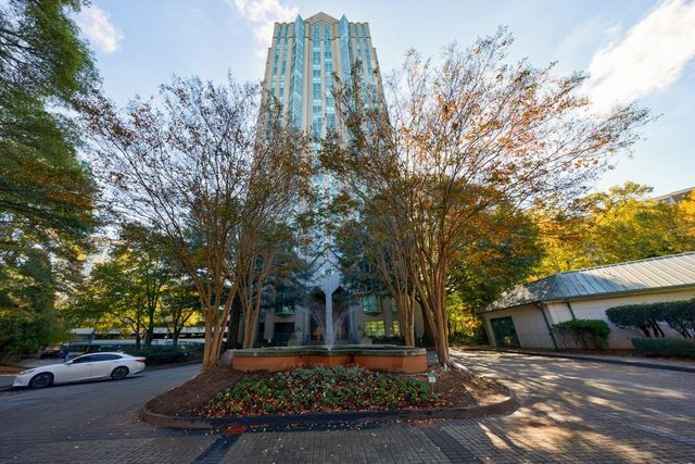 2870 Pharr Court South NW 2602, Atlanta, GA 30305