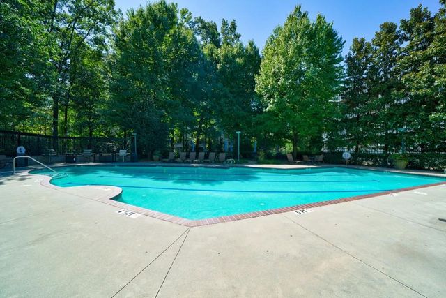 2870 Pharr Court South NW 2602, Atlanta, GA 30305