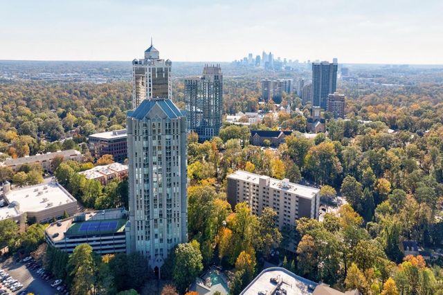 2870 Pharr Court South NW 2602, Atlanta, GA 30305