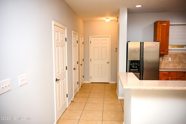 2391 WHITE SANDS Drive, Jacksonville, FL 32216
