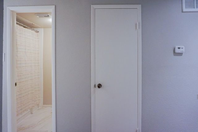 2110 Wilcrest Drive 147, Houston, TX 77042